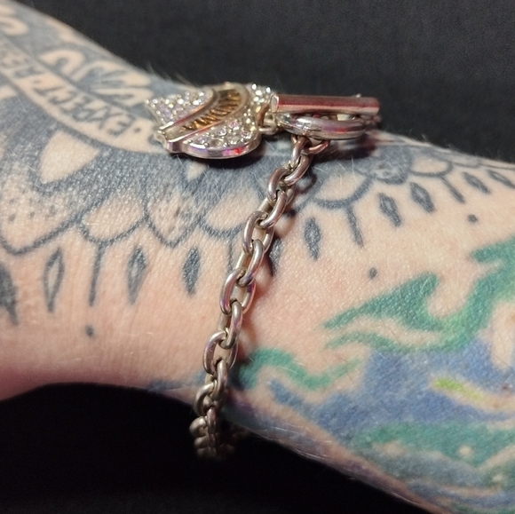 Silver Grandma Heart Charm Bracelet - Picture 2 of 7